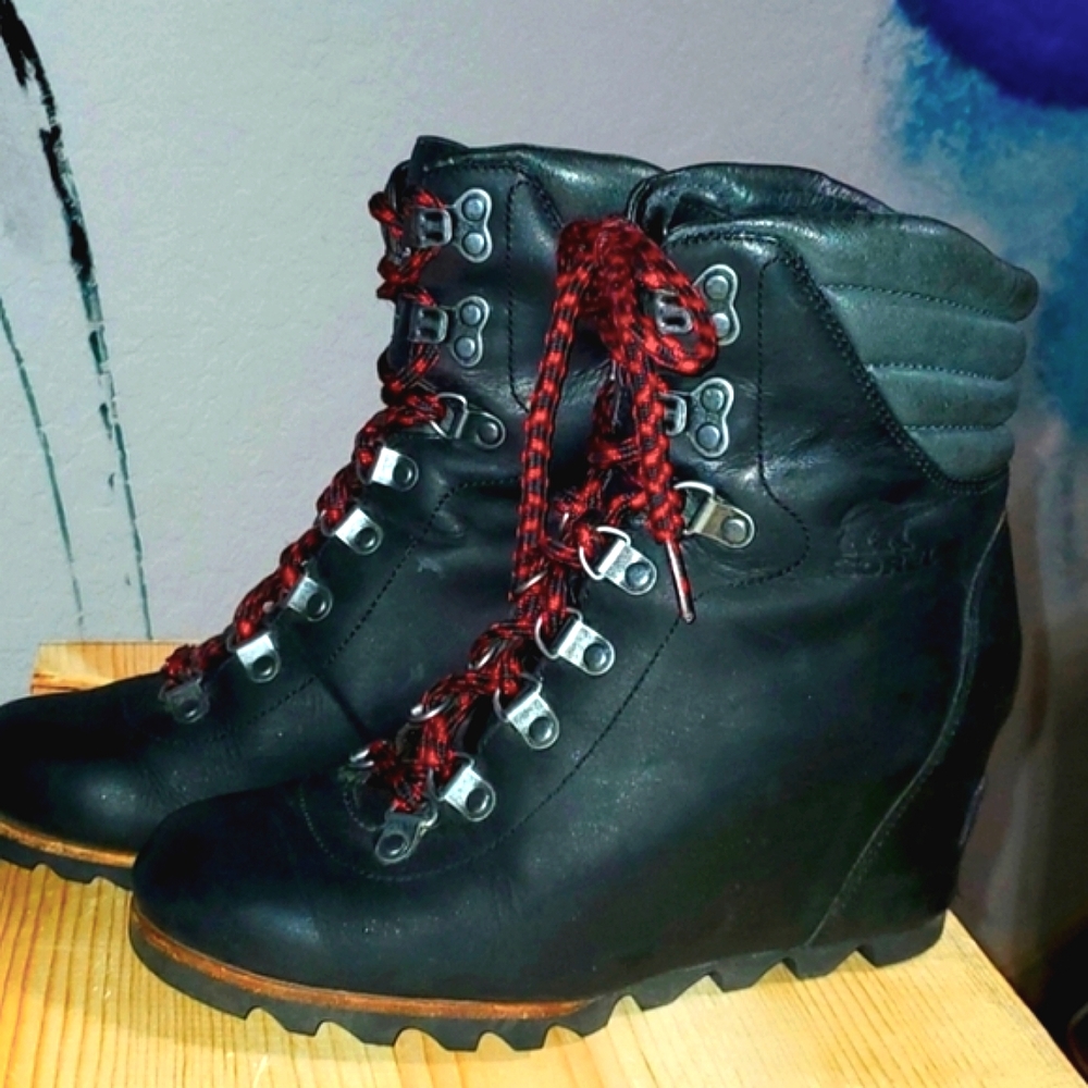 SOREL Conquest Wedges